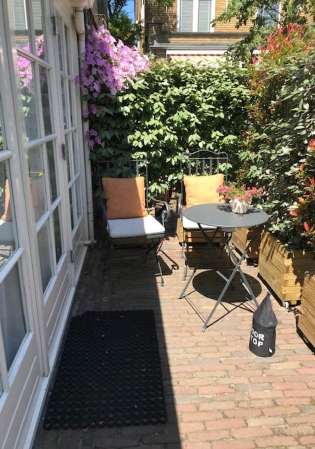 B&B Ereprijs Haag Exteriör bild