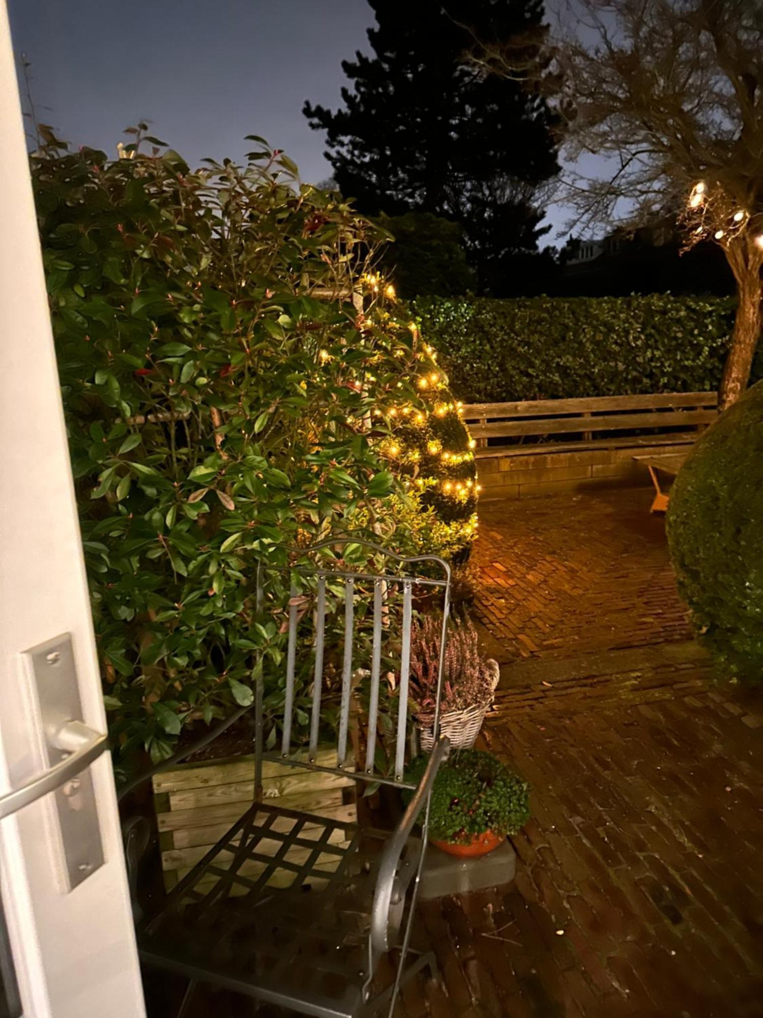 B&B Ereprijs Haag Exteriör bild