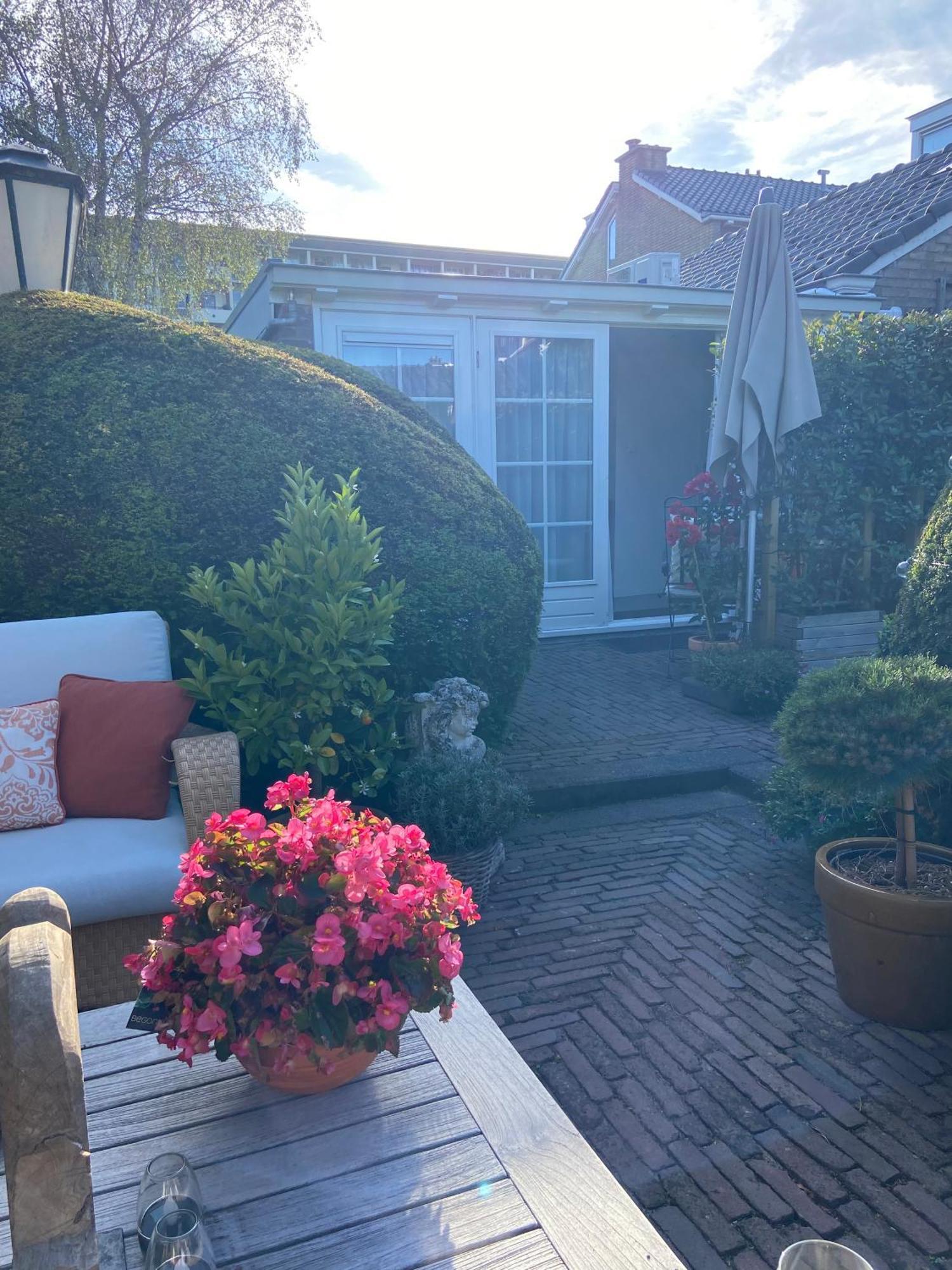 B&B Ereprijs Haag Exteriör bild
