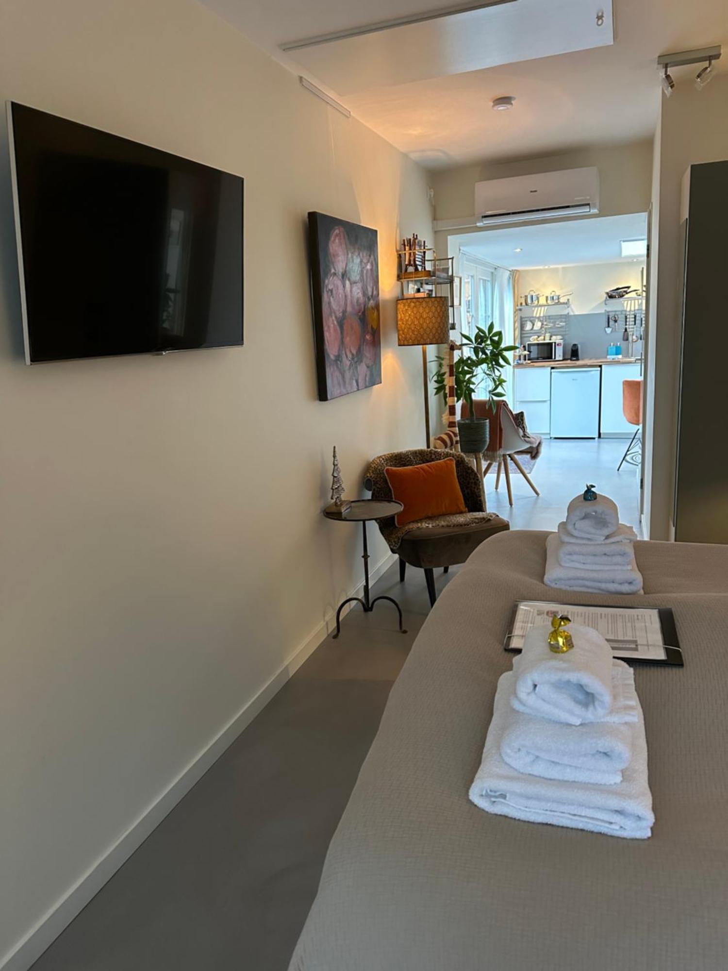 B&B Ereprijs Haag Exteriör bild